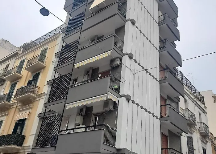 Sweet Night In * Bari