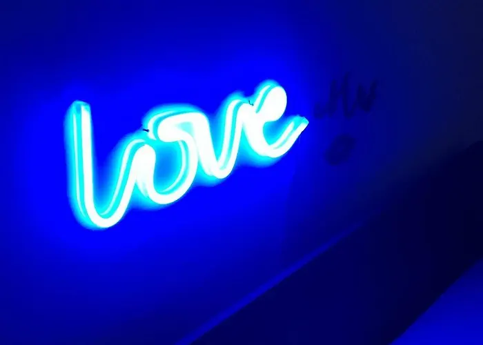 Sweet Night In Apartament *